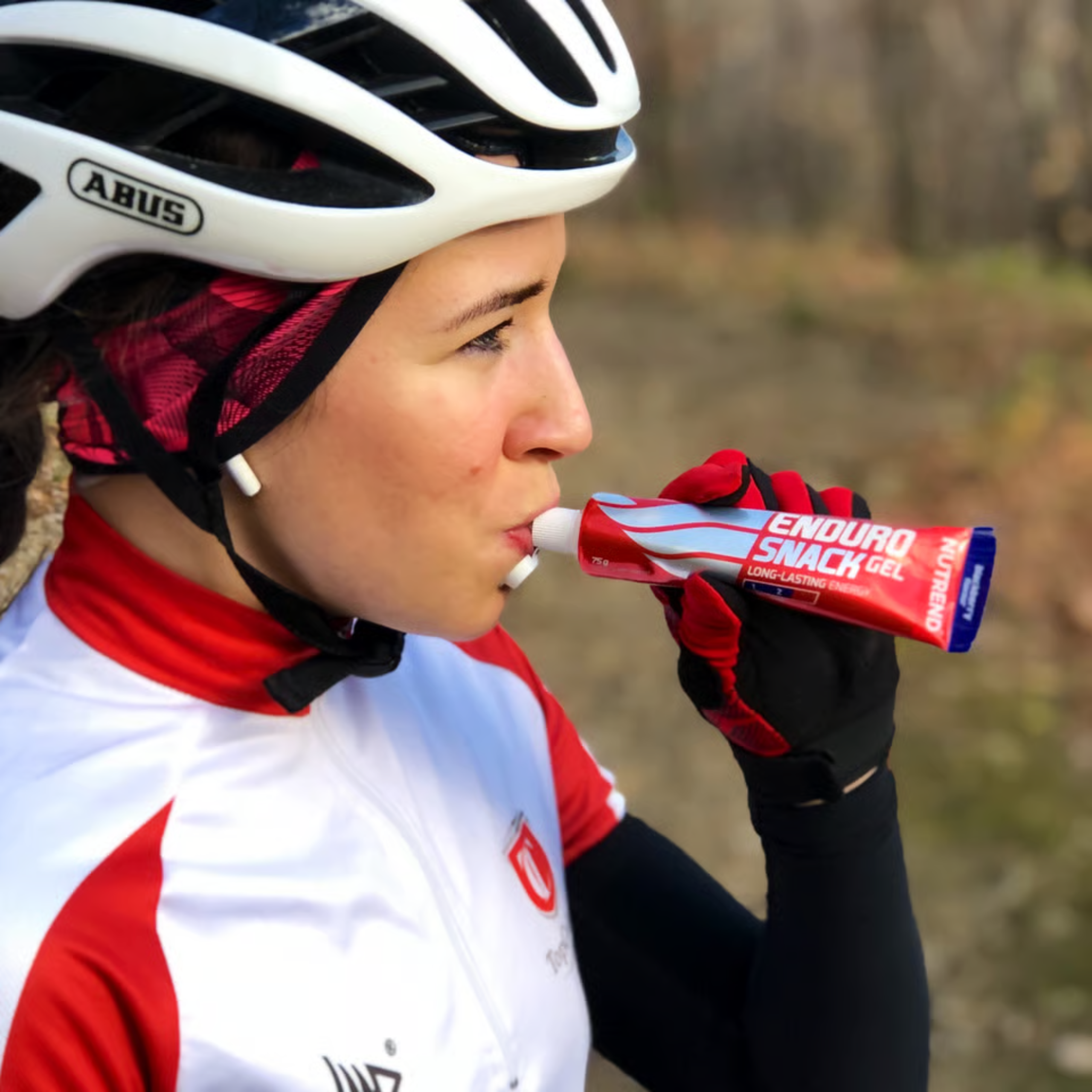 NUTREND - Endurosnack - 10x 75g (tube)