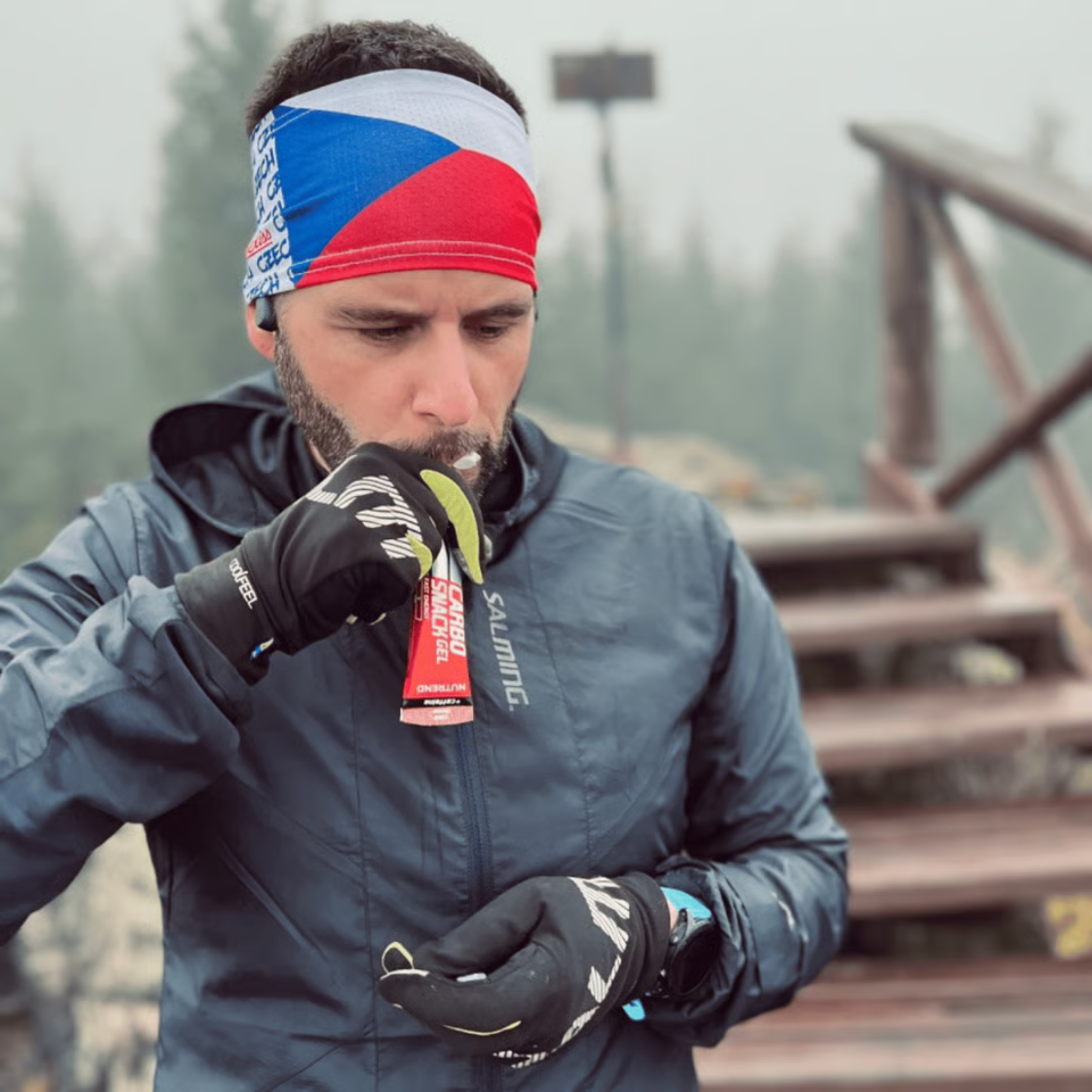 NUTREND - Carbosnack avec Caféine - 12x 50g